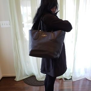 Coach Large Taxi Black saddle street Tote bag